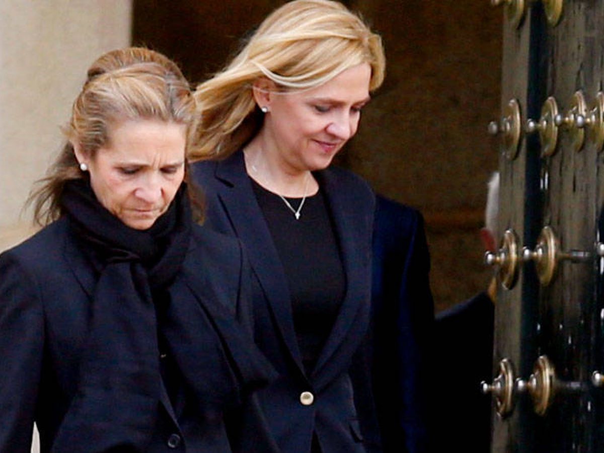 Foto: Las infantas Elena y Cristina. (Reuters)