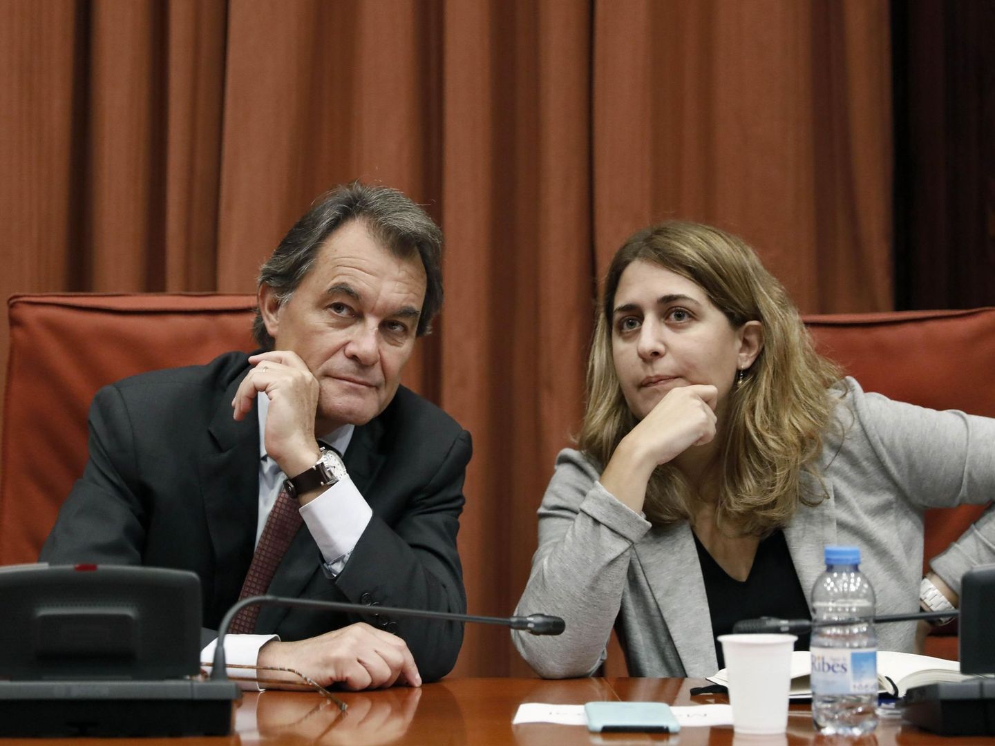 El expresidente Artur Mas y presidente del PDeCAT, junto a la coordinadora del partido, Marta Pascal. (EFE)