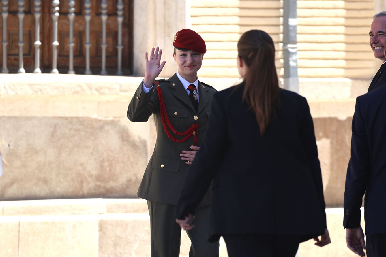 La Princesa Leonor a la salida de La Seo del Salvador de Zaragoza. (Raúl Terrel/Europa Press)