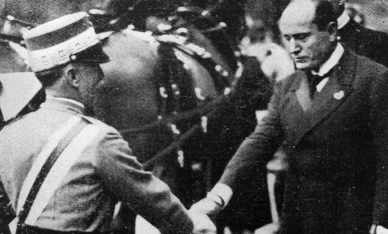 Vittorio Emanuelle III y Benito Mussolini