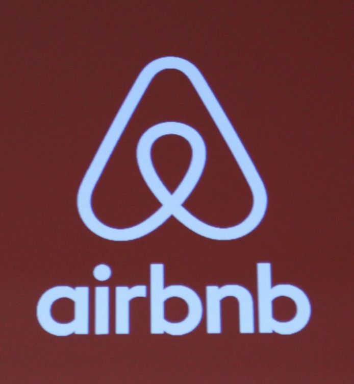 Logo de Airbnb (Reuters)