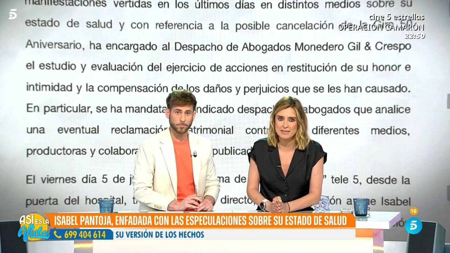César Muñoz y Sandra Barneda, en 'Así es la vida'. (Telecinco)