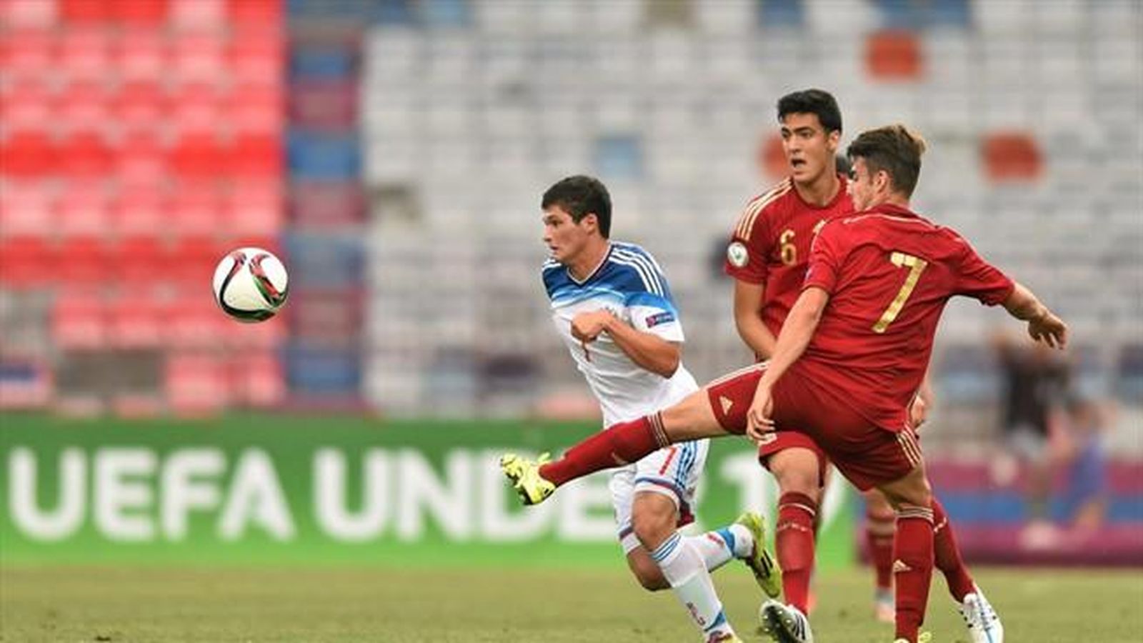Foto: La Selección española cayó ante una Rusia demoledora al contragolpe (www.uefa.com)