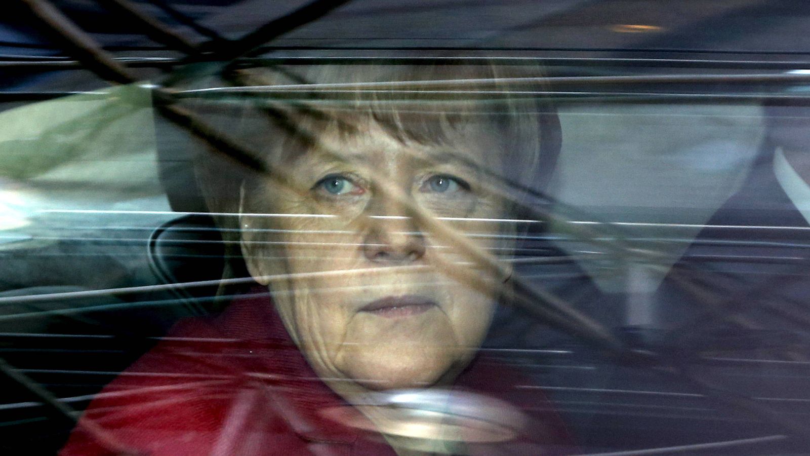 Foto: La canciller Merkel a su llegada a una cumbre europea sobre inmigración en Bruselas, el 17 de marzo de 2016 (Reuters).