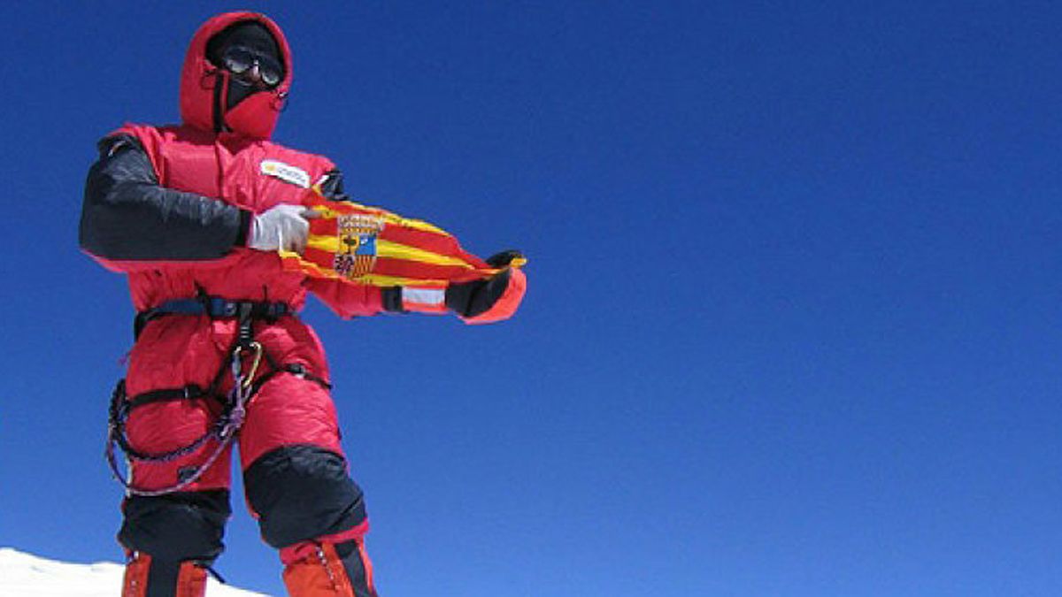 Diez años después de haber pasado tres días 'muerto', Pauner conquista las cimas del mundo