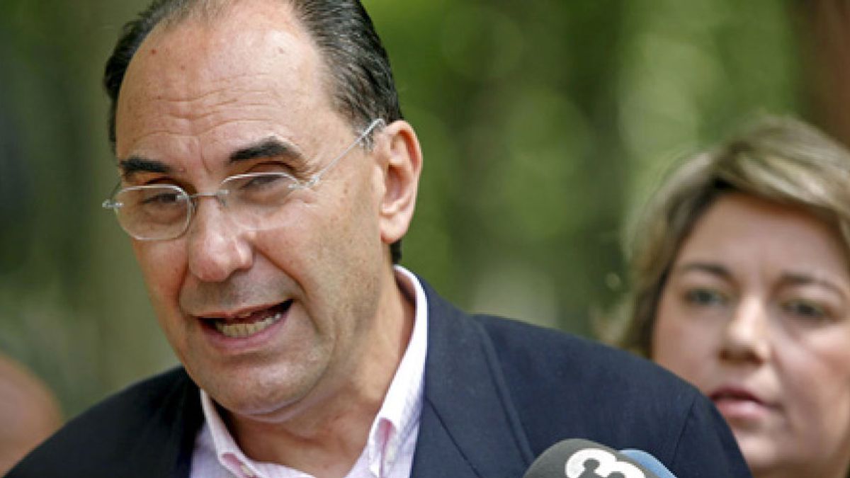 Vidal Quadras: "Salgado merece incluso la cárcel por ocultar el déficit"