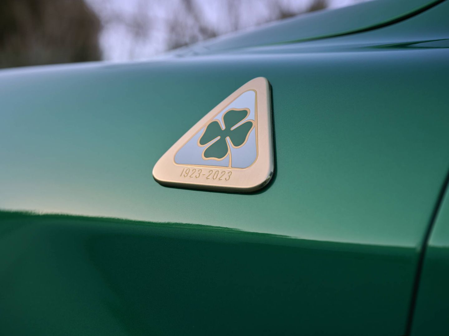 El símbolo del Quadrifoglio distingue a las versiones más deportivas de Alfa Romeo.