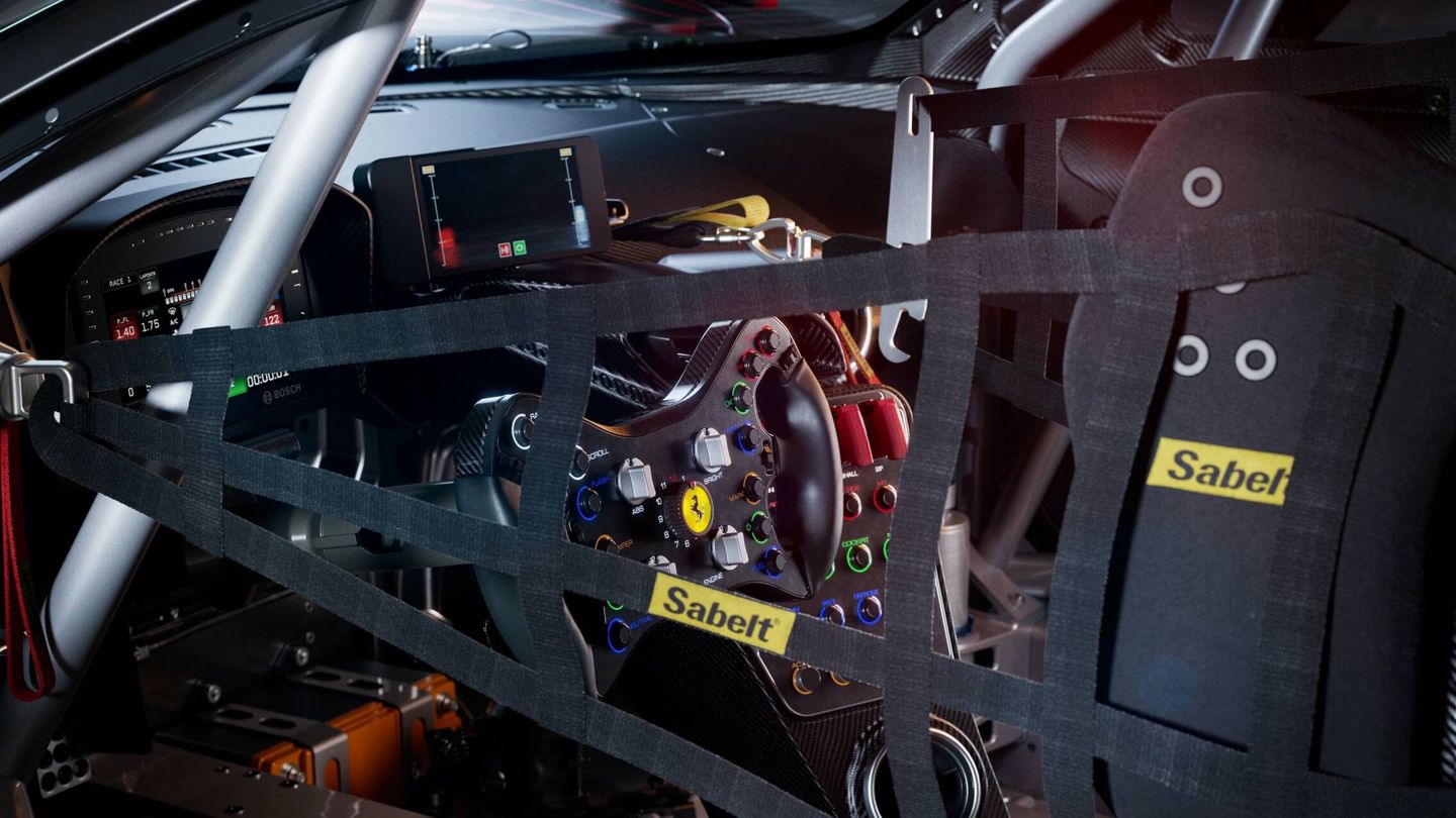 Muchos de los controles se han trasladado al nuevo volante, inspirado en la F1.
