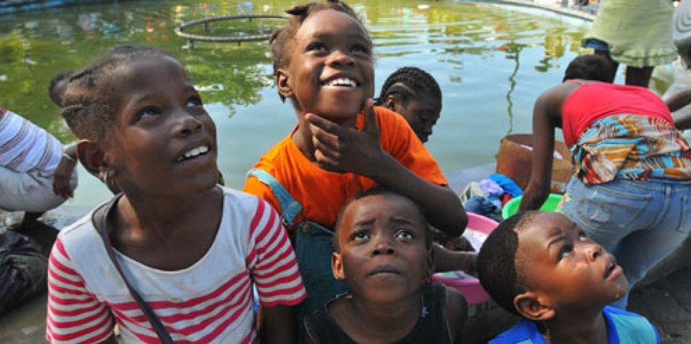 Foto: Las ONG convierten Puerto Príncipe en un gran campamento de verano para niños huérfanos
