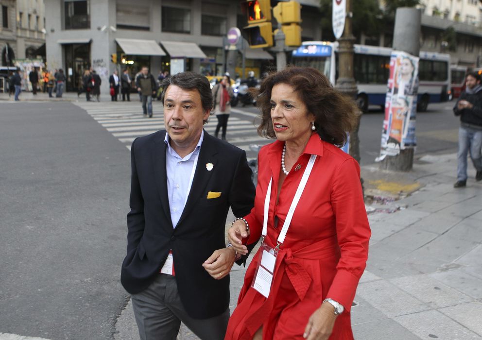 Foto: Ana Botella junto a Ignacio González (Efe).
