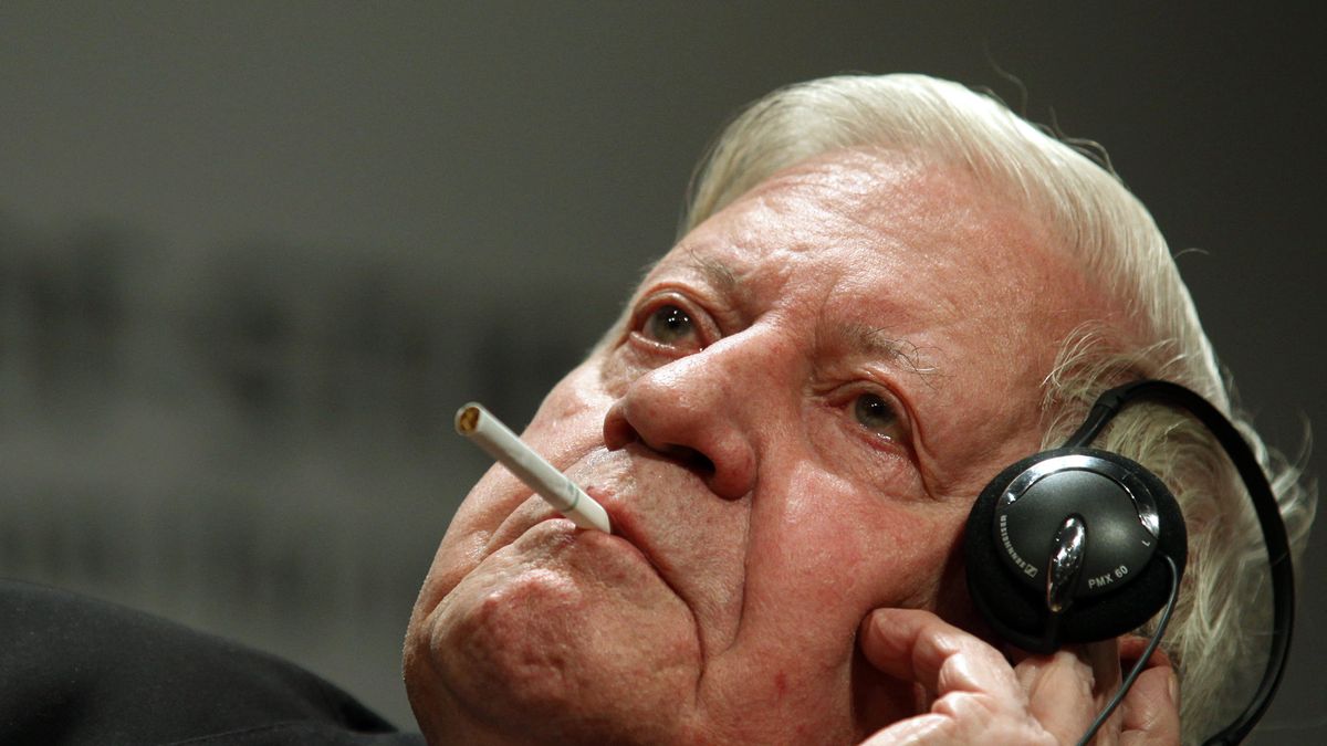 Muere el excanciller Helmut Schmidt, icono de la entereza del Estado