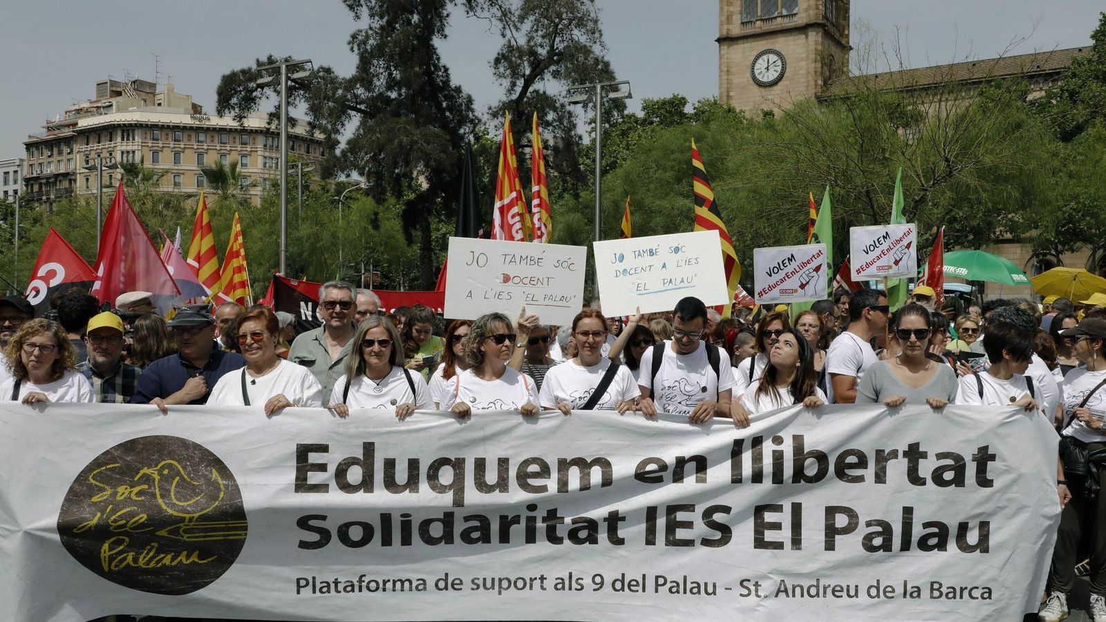 Foto: Manifestación en Barcelona por la libertad de enseñanza. (EFE)