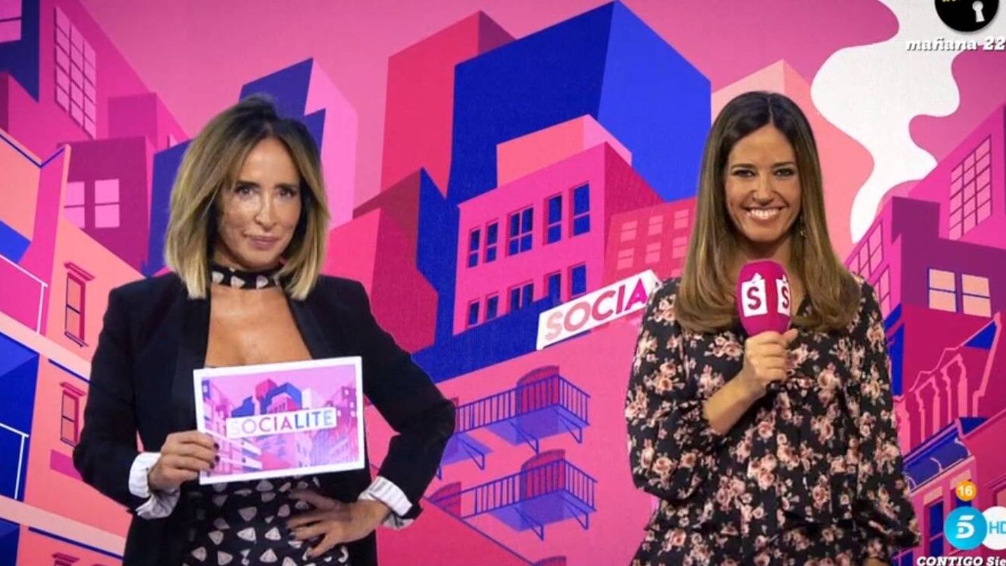 María Patiño y Nuria Marín, presentadoras de 'Socialité'. (Mediaset)