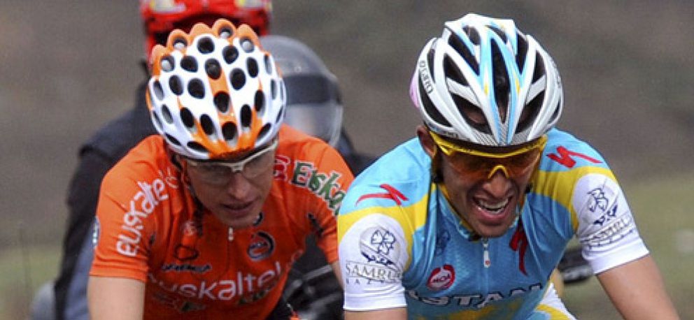 Foto: Contador obtiene un doloroso tercer puesto en la Flecha Valona
