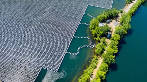 Un centenar de embalses podrían albergar plantas fotovoltaicas flotantes