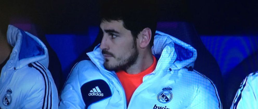 Foto: Mourinho sienta a Casillas y hace lo que Capello quiso y no se atrevió