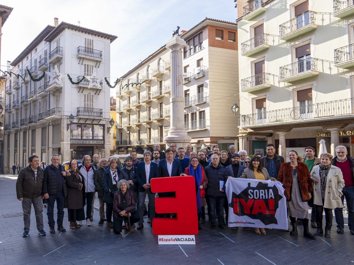 Foto: Congreso fundacional de la España Vaciada. (EFE/Antonio García)