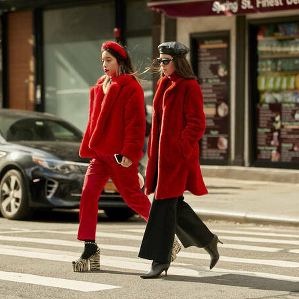 6 propuestas de estilo para combinar un abrigo rojo