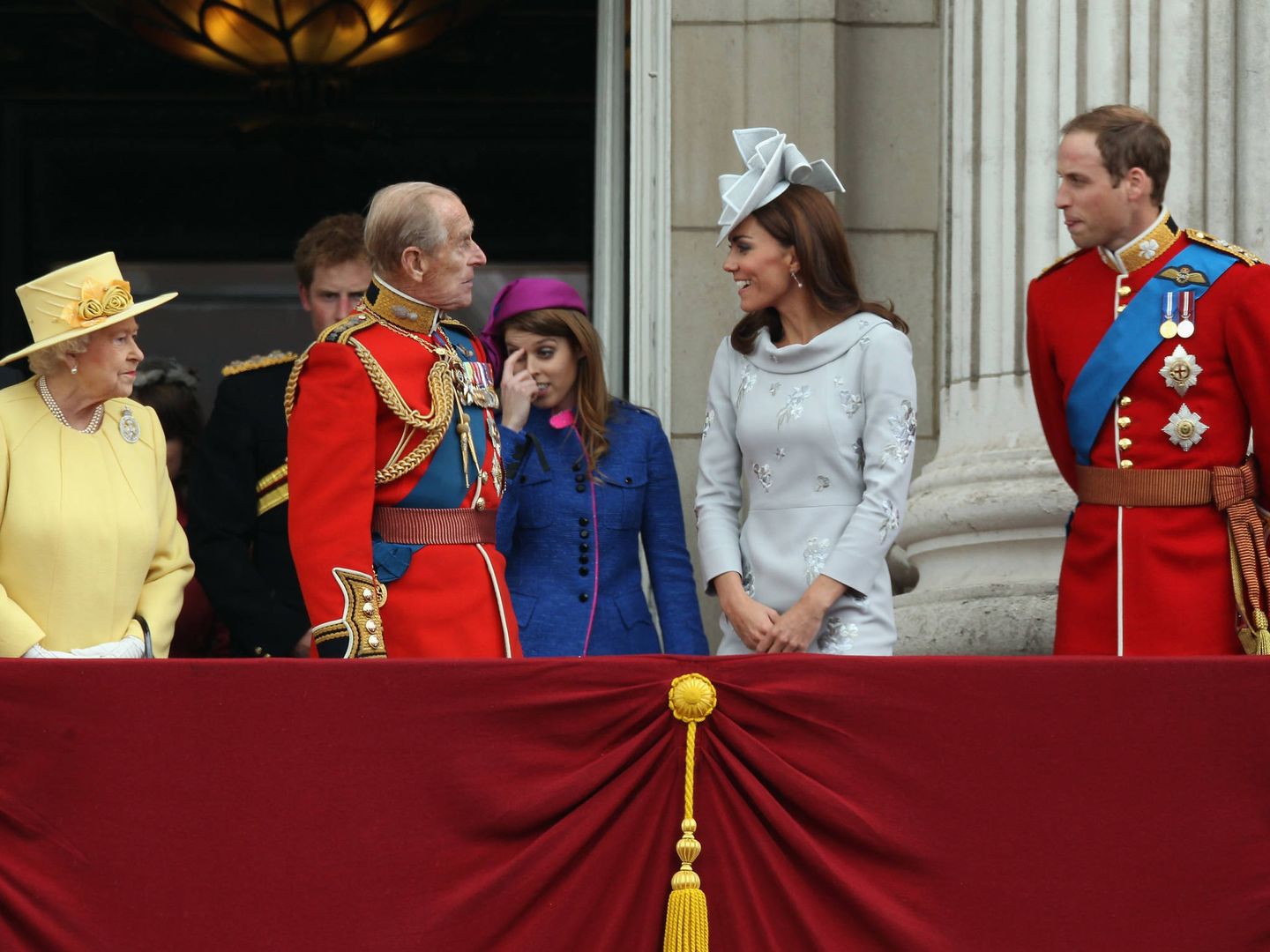 El duque de Edimburgo y los duques de Cambridge, en el Trooping the Colour de 2016. (Getty)