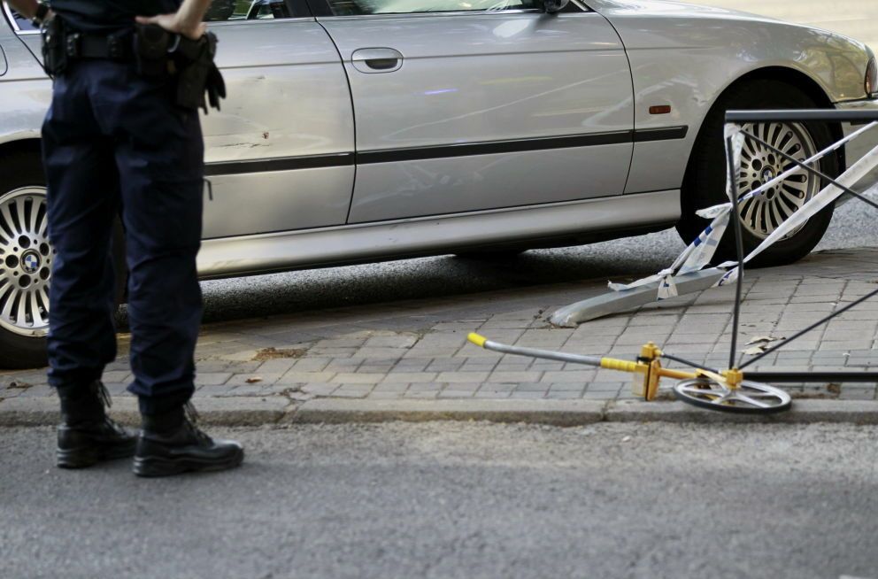 La delegada del gobierno en madrid, herida tras sufrir un accidente de moto