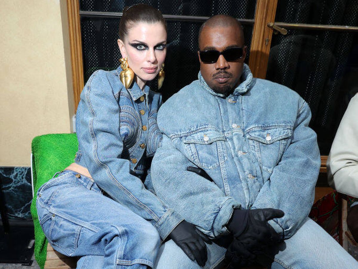 Foto: Julia Fox y Kanye West. (Getty/Victor Boyko)