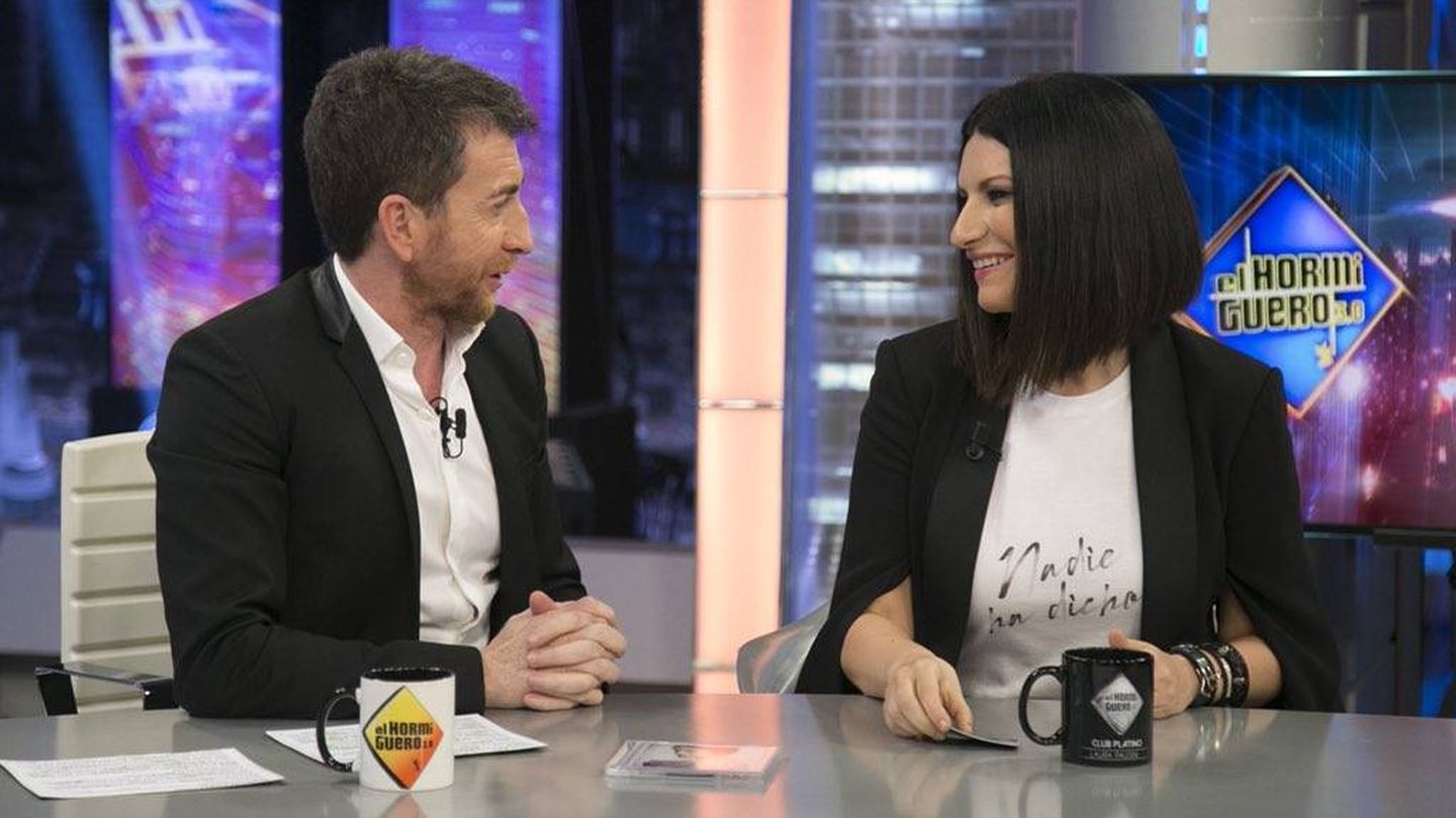 Pablo Motos y Laura Pausini, derroche de química en 'El hormiguero'. (Antena 3)