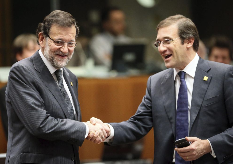 Foto: El primer ministro portugués, Pedro Passos Coelho, junto al presidente del Gobierno español, Mariano Rajoy. (EFE)