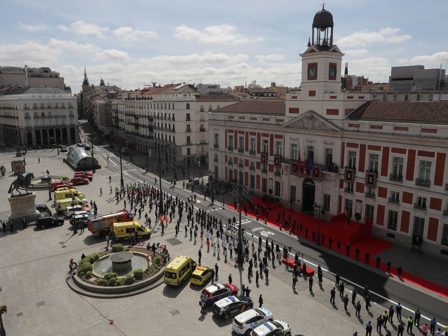 La Puerta del Sol en la celebración del 2 de mayo en 2020. (EFE/JuanJo Martín POOL)