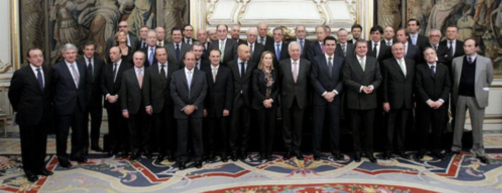 Foto: Margallo y Montoro arrinconan a De Guindos solo un mes después de llegar al poder