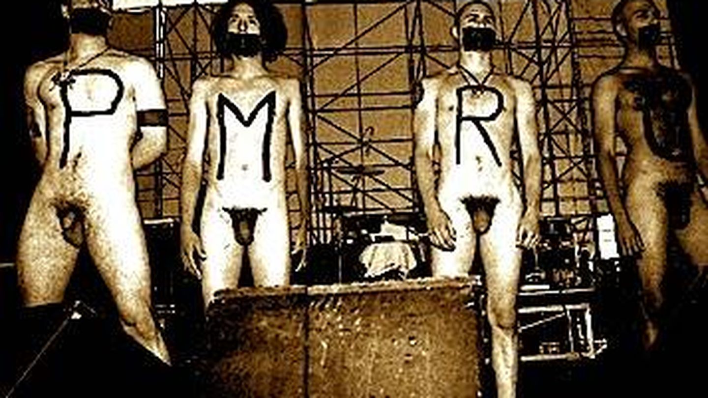 Rage Against The Machine durante su protesta en el festival Lollapalooza de 1993