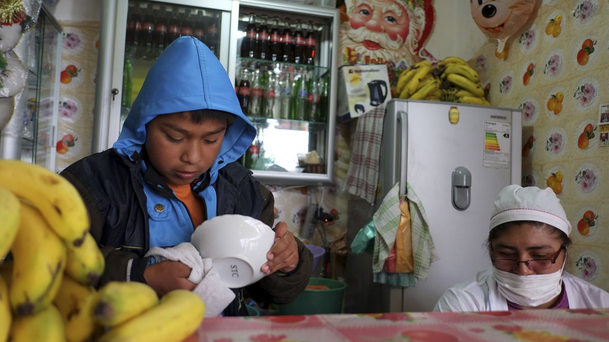 Los niños 'ganan': Bolivia, diez años, edad legal para trabajar