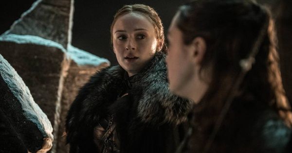 Foto: Sansa y Arya Stark en el capítulo 3 de la temporada 8 de 'Juego de Tronos'. (HBO)