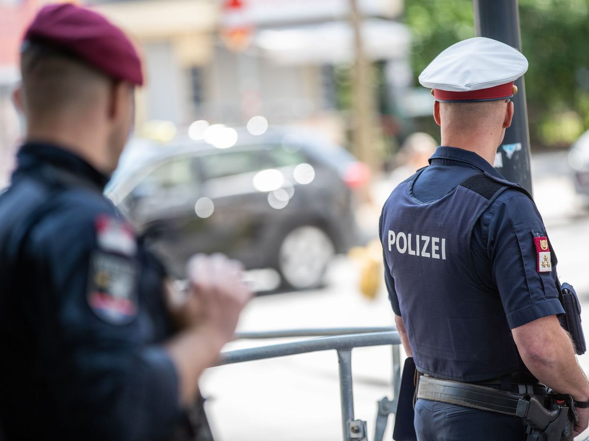 Foto: Policía en Austria. (EFE/EPA/Max Brucker) 