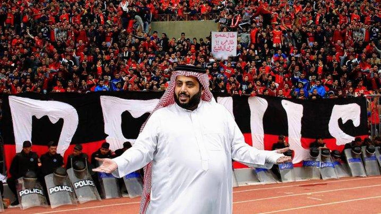 El jeque Turki al-Sheikh ya ha tenido relación anteriormente con el fútbol en Egipto.