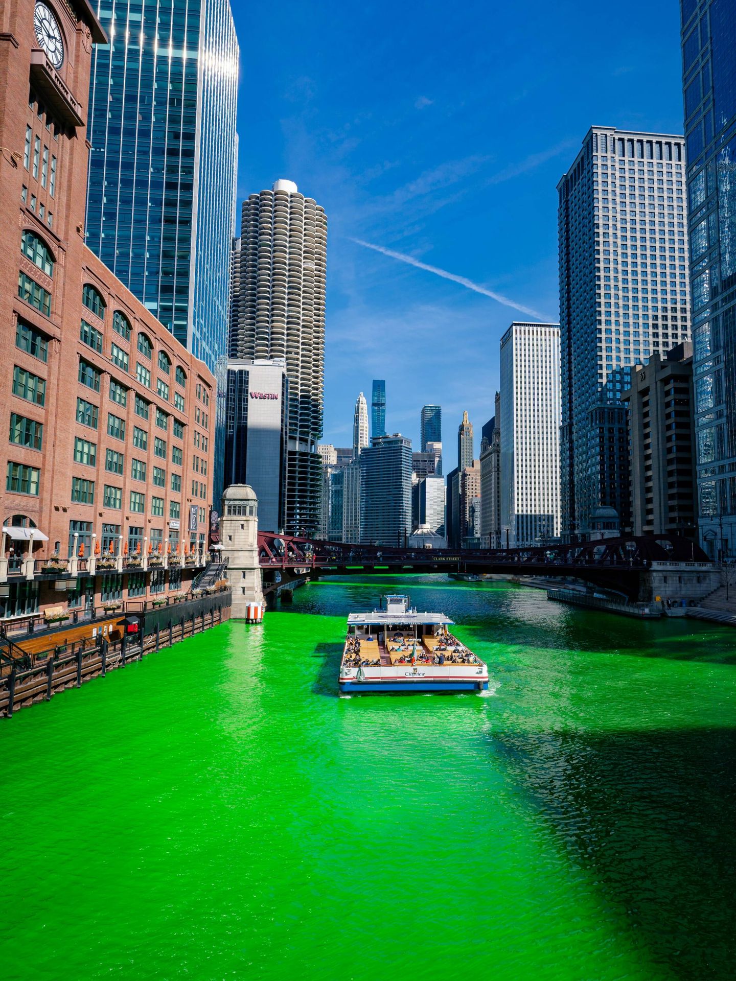 El Río de Chicago se tiñe de verde cada Día de San Patricio. (Unsplash/Rascoe)