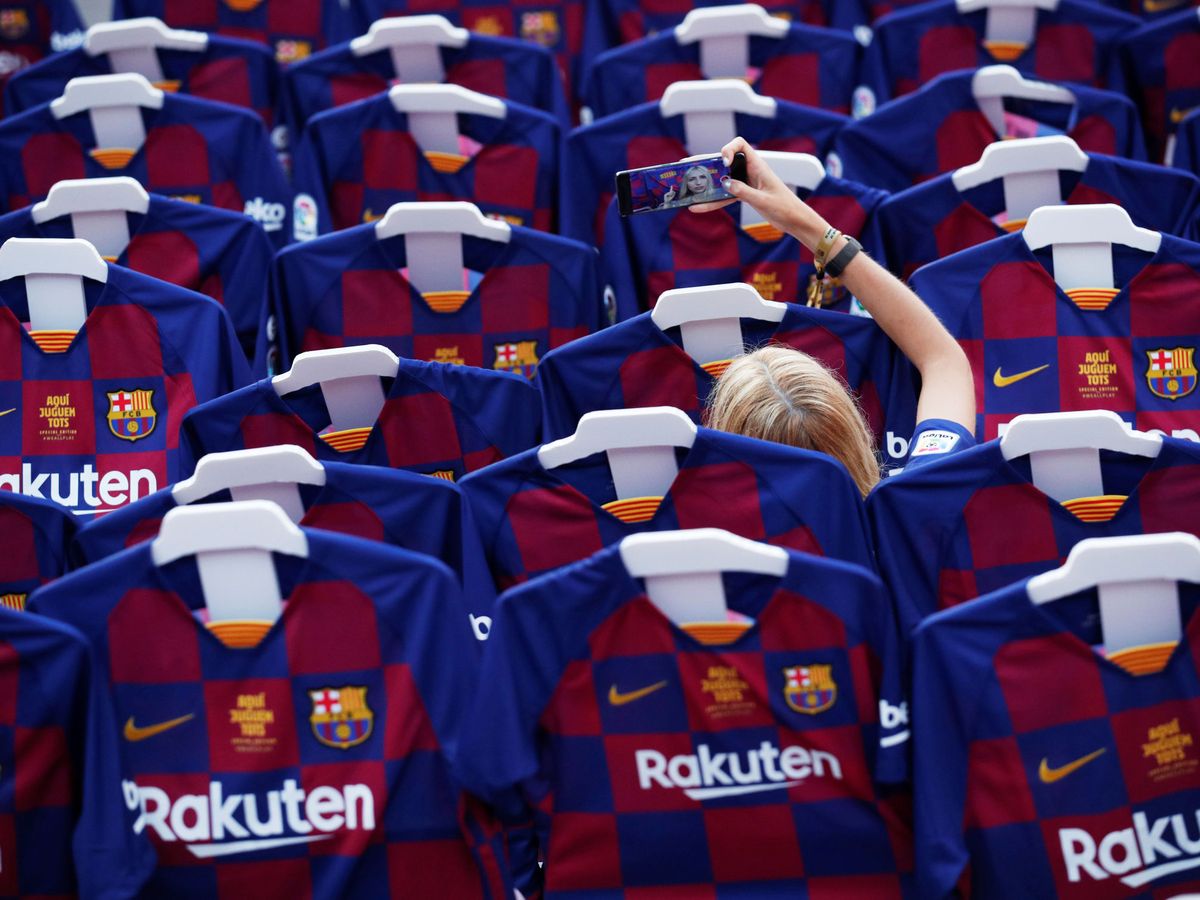 Foto: Las gradas del Camp Nou, durante un encuentro. (Reuters/Albert Gea)
