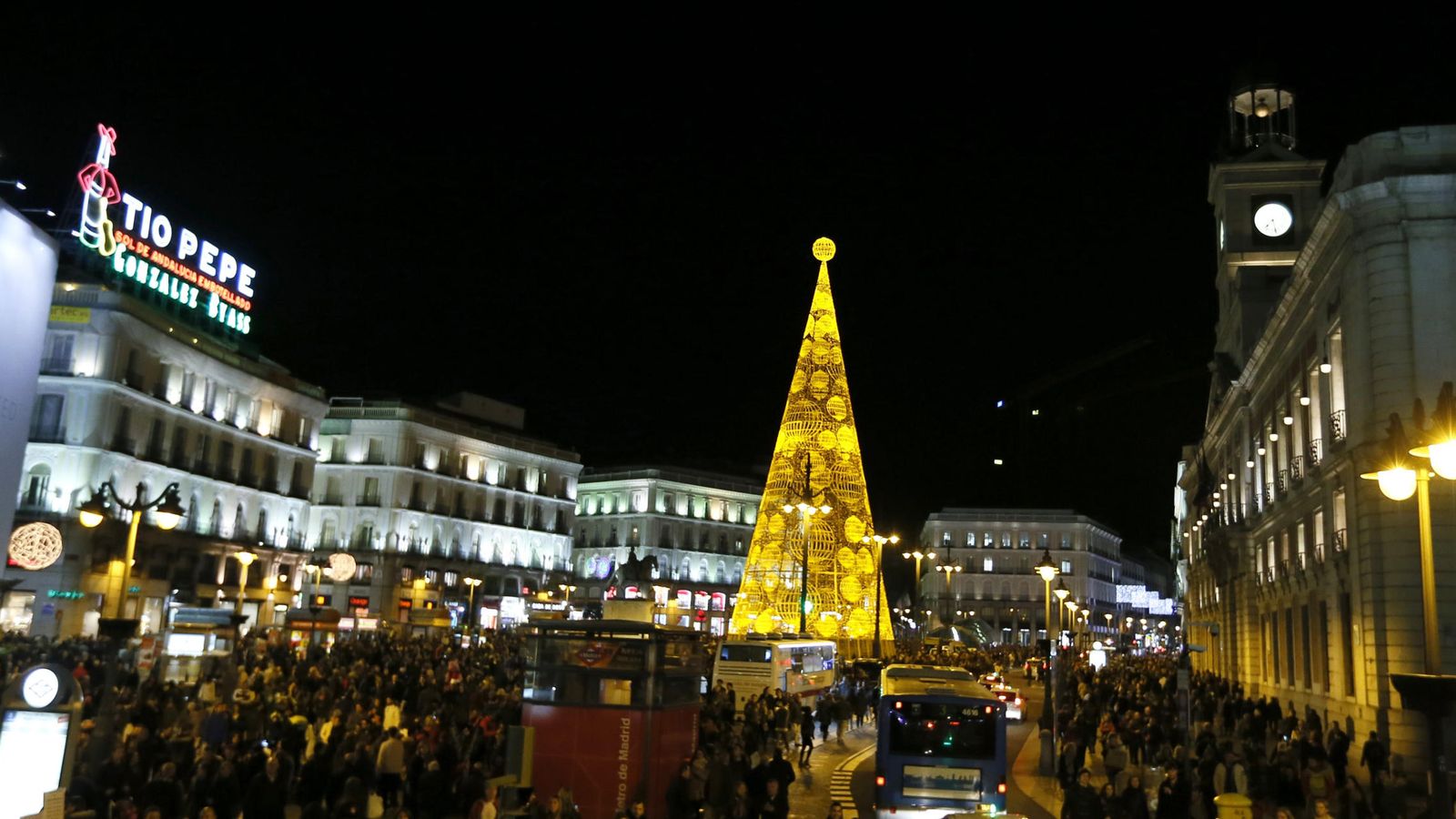 Foto: Tradicional encendido del alumbrado navideño de Madrid. (EFE)