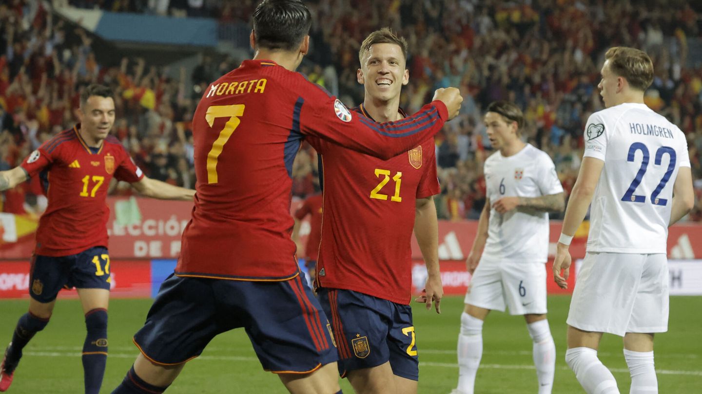 Dani Olmo anotó el primer tanto del partido. (Reuters/Jon Nazca)