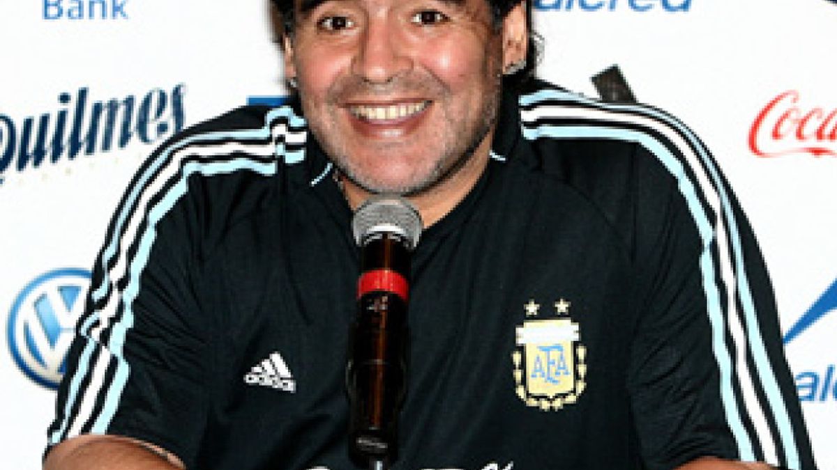 Maradona: "Me divertía mucho más como jugador"