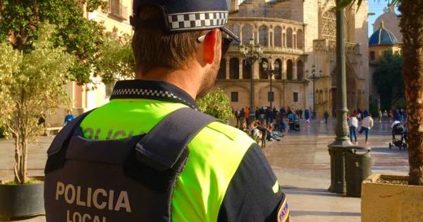 Foto: Agente de la Policía Local de Valencia (Policía de Valencia)
