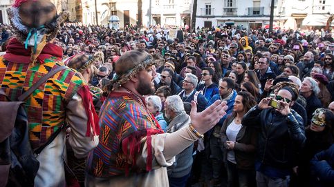 El Carnaval de Cádiz vuelve a su origen: ‘ilegal’, callejero y autogestionado