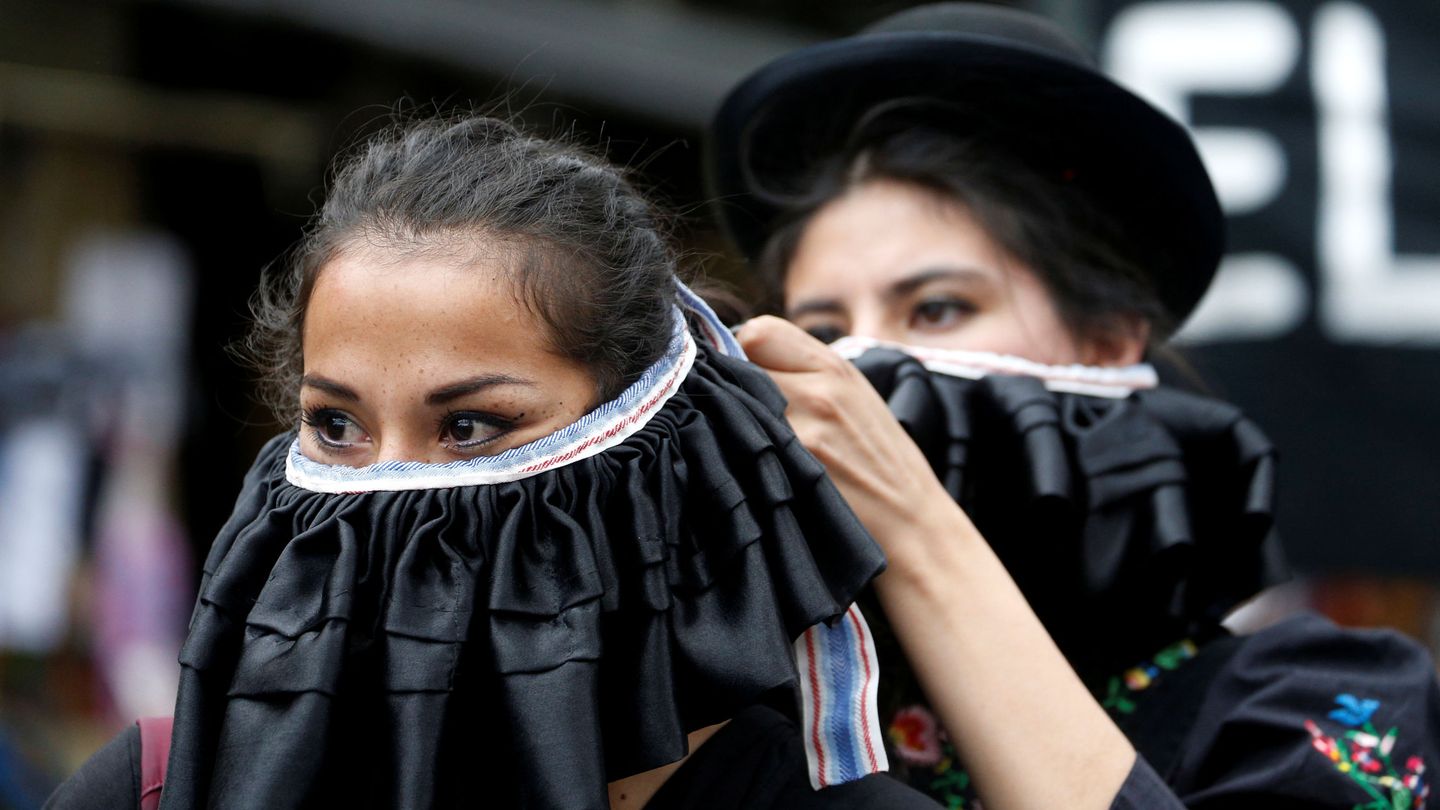 Mujeres Aymara en la manifestación en La Paz (Reuters)