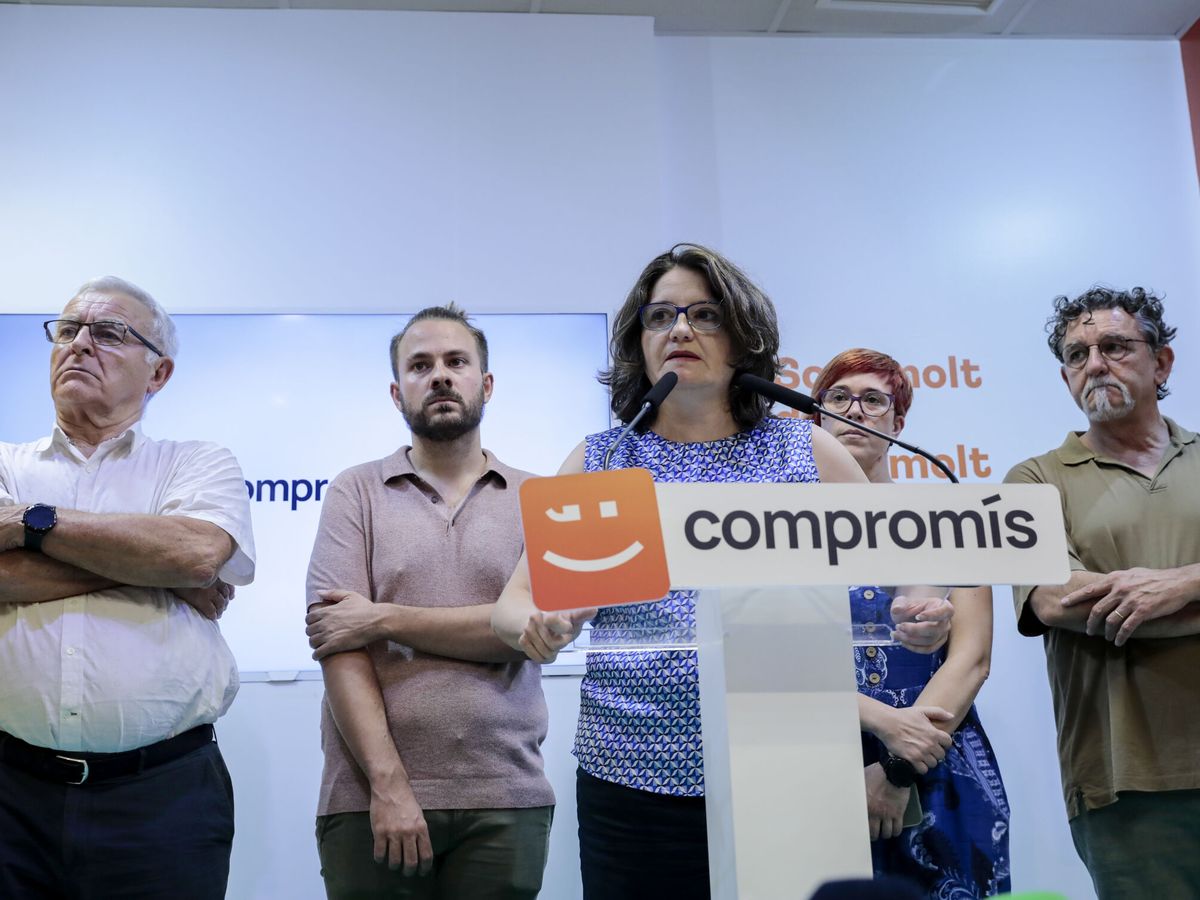 Foto: La vicepresidenta de la Generalitat y coportavoz de Compromís, Mónica Oltra (c). (EFE/Escobar)