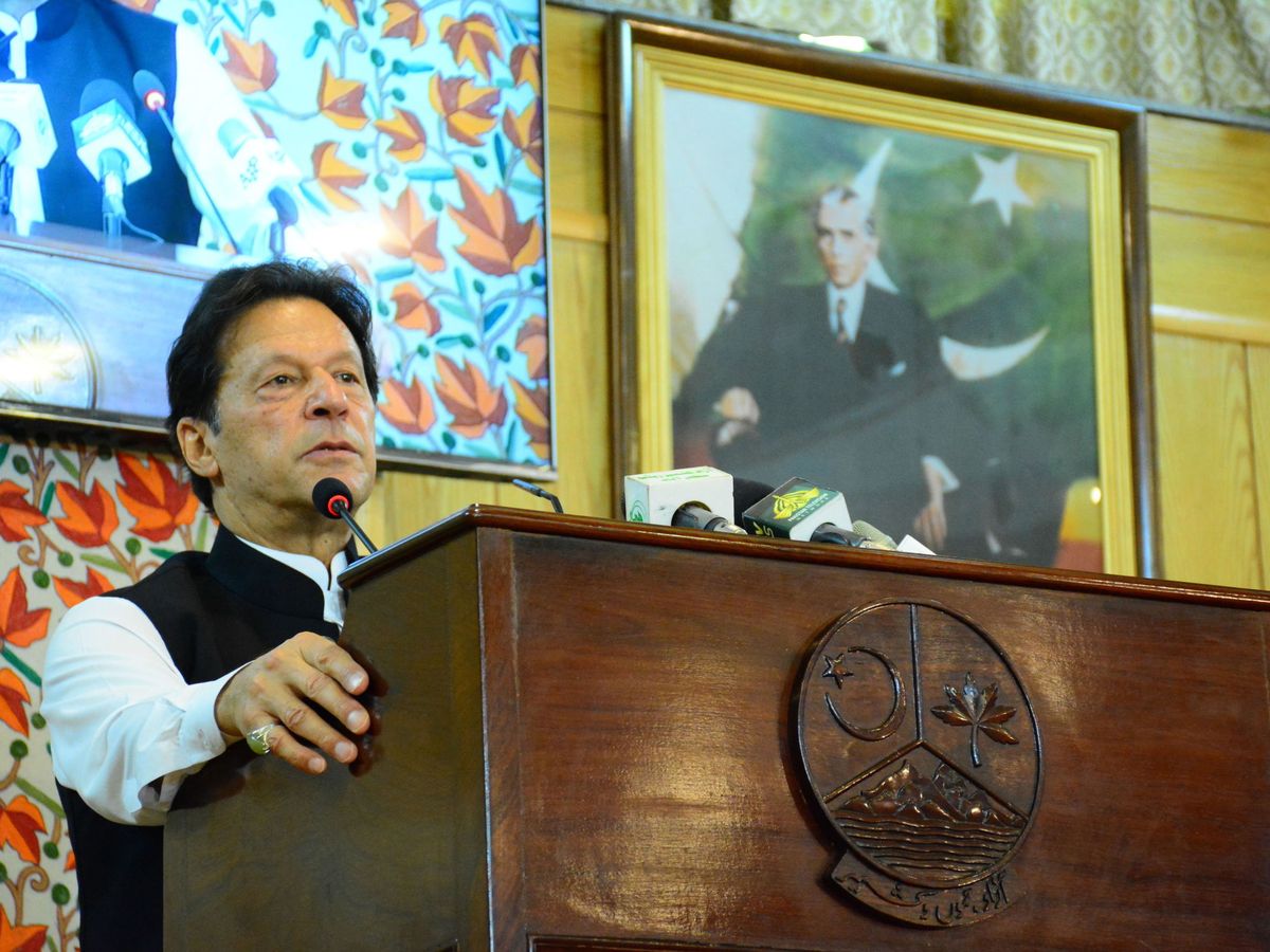 Foto: Imran Khan, durante un reciente acto. Foto: EFE EPA AMIRUDDIN MUGHAL