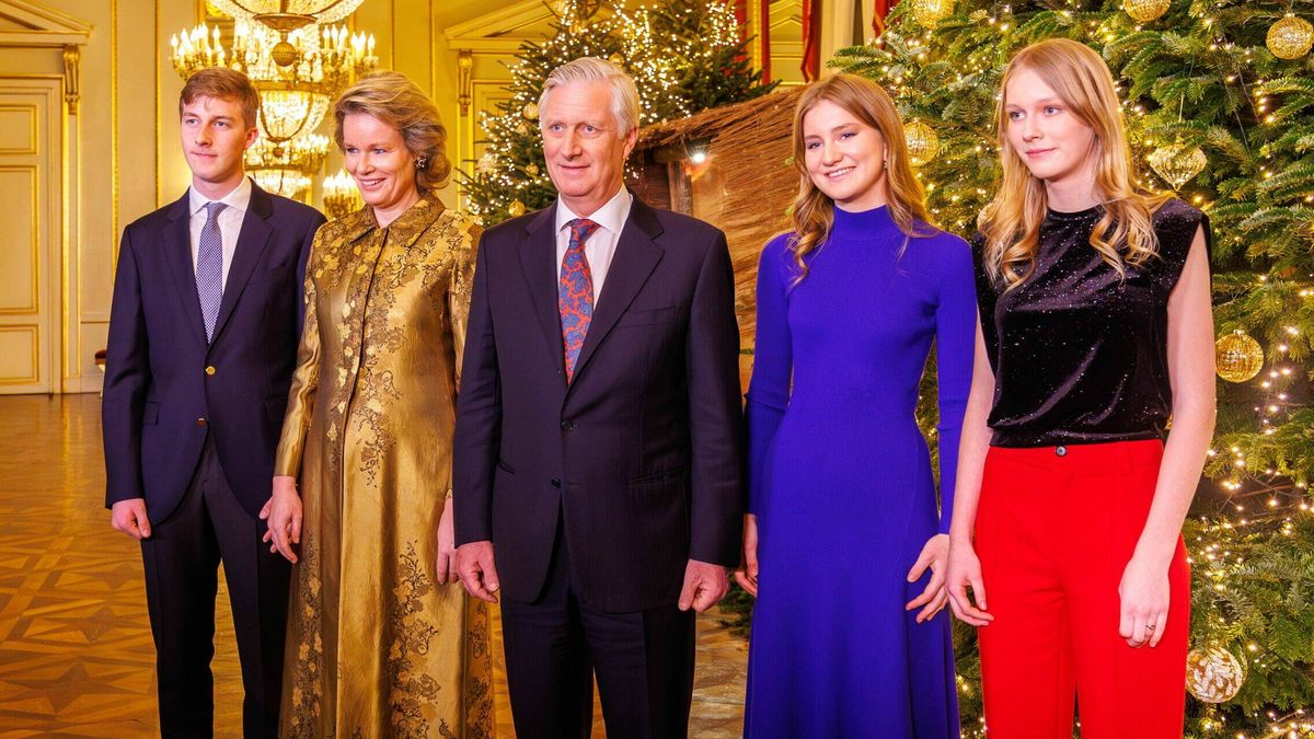 Los reyes de Bélgica celebran una recepción en el Palacio Real de Bruselas por Navidad