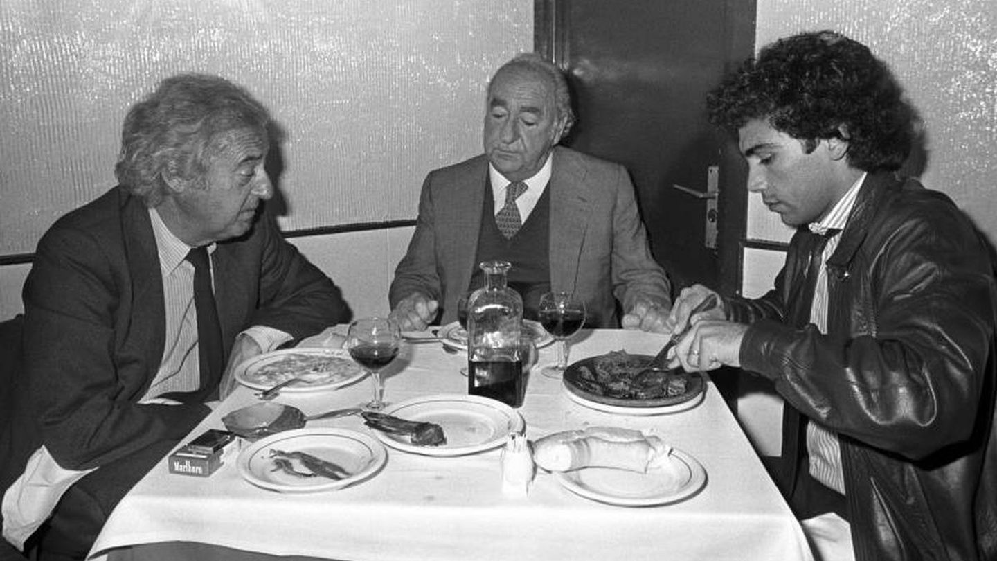 Ramón Mendoza, en una comida con Hugo Sánchez. 