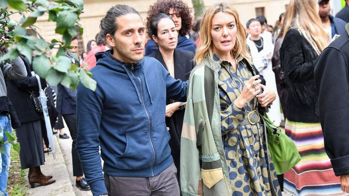Marta Ortega y Carlos Torretta acuden a un desfile de la firma Valentino en París.  (Getty)