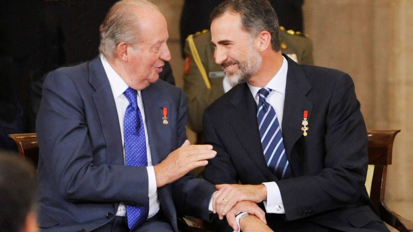 El rey Juan Carlos y el rey Felipe, en un acto conjunto. (Getty)