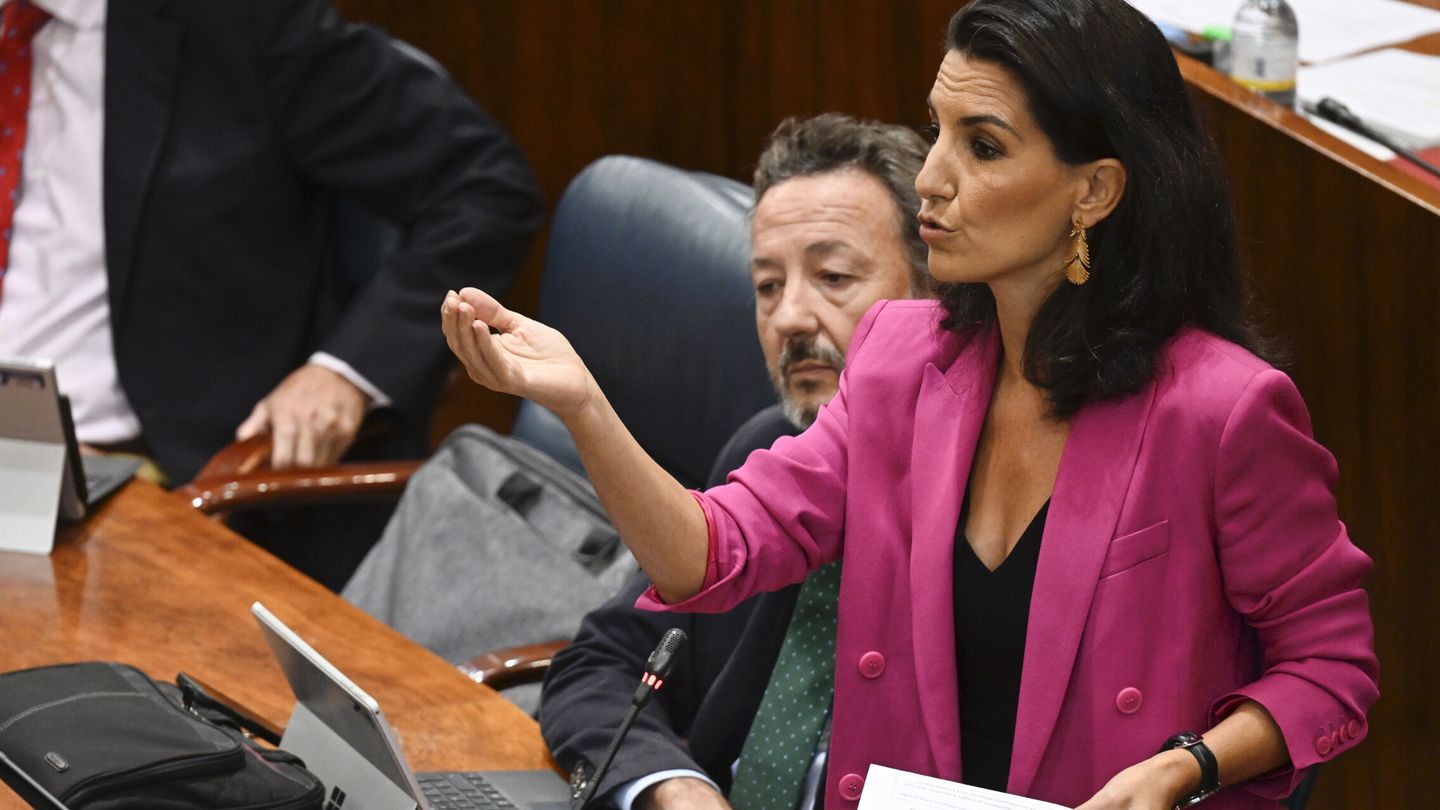 Rocío Monasterio interviene en el pleno de la Asamblea de Madrid. (EFE/Víctor Lerena)