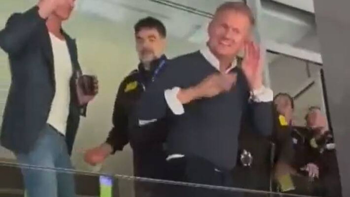 El padre de Haaland, contra el Bernabéu con un corte de mangas: expulsado tras provocar a hinchas del Real Madrid